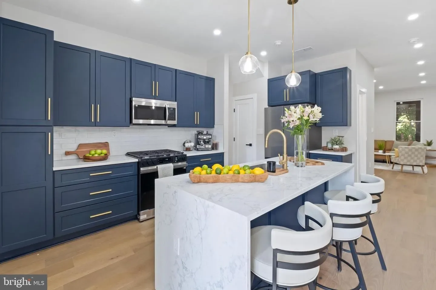 35 Michigan Avenue NE, Bloomingdale, Washington DC — Samantha Allen investment property — interior detail (photo 02)