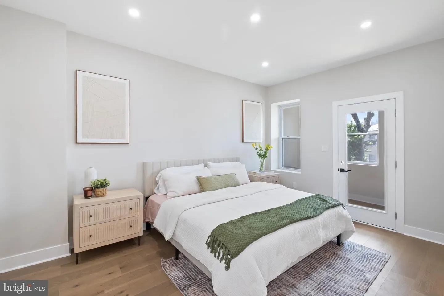 35 Michigan Avenue NE, Bloomingdale, Washington DC — Samantha Allen investment property — interior detail (photo 04)
